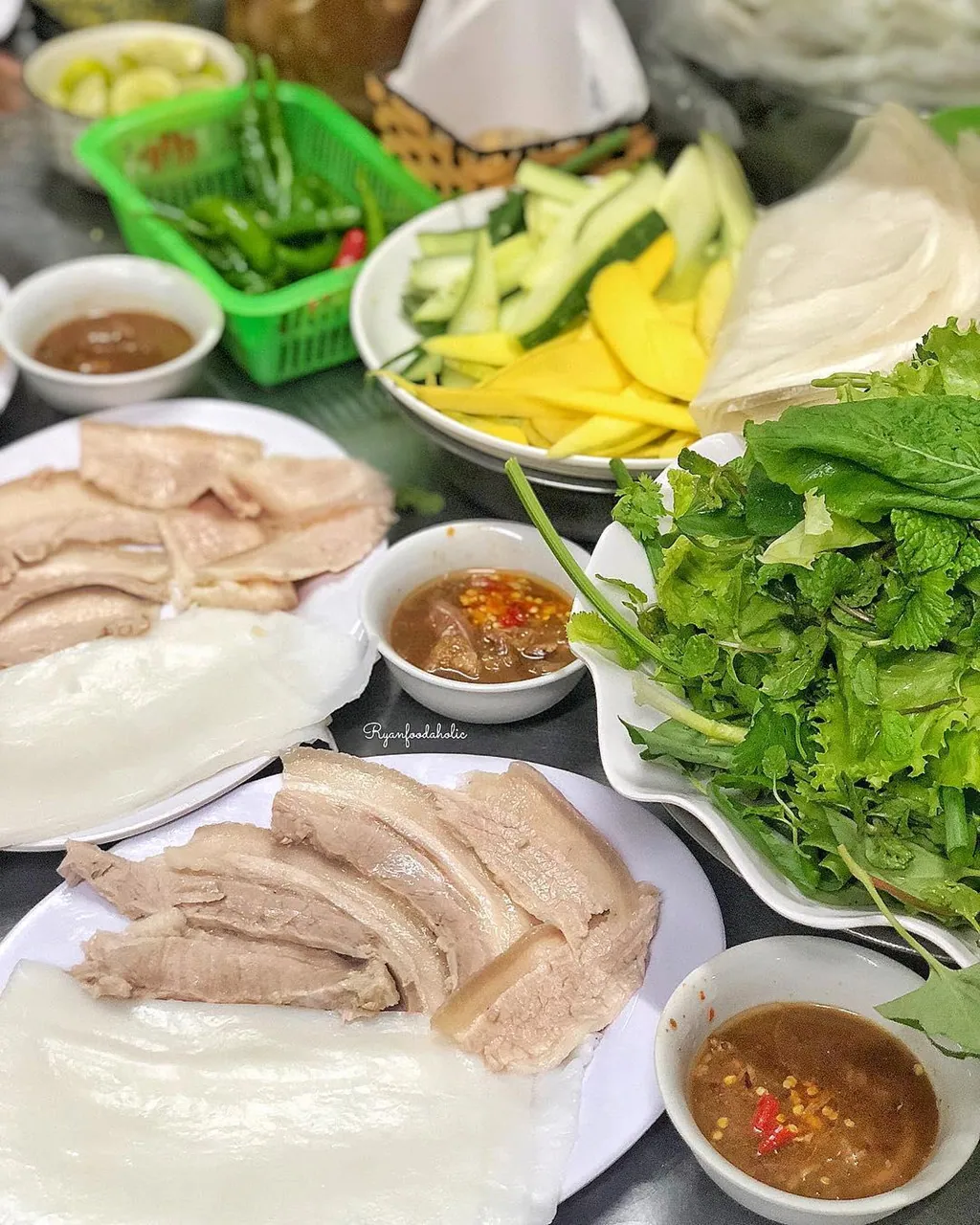 Ẩm thực Đà thành níu chân du khách bằng những món ăn “quen mà lạ” này