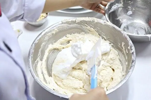 Cuối tuần cùng làm bánh cam giòn ngon nhớ về tuổi thơ
