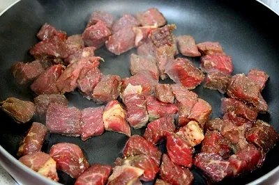 Cách nấu bò kho phiên bản miền Bắc và miền Nam có gì khác nhau?