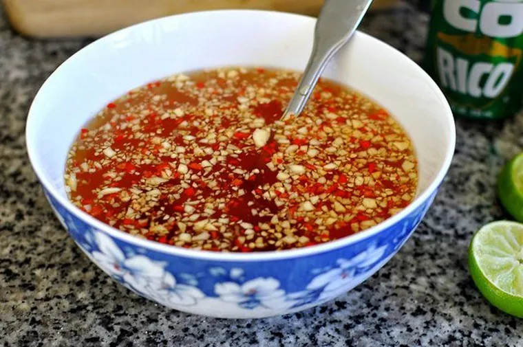 Nước chấm – Loại gia vị không thể thiếu trong văn hóa ẩm thực Việt