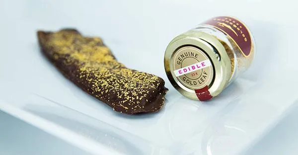 10 món ăn đắt đỏ được chế tạo từ vàng