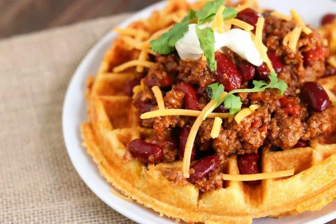 Loại bánh có thể là món mặn khai vị, cũng có thể là bánh ngọt tráng miệng
