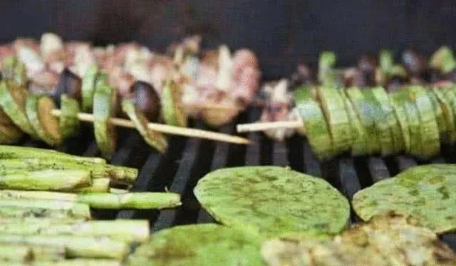 Người Mexico thích ăn xương rồng như người Việt ăn rau