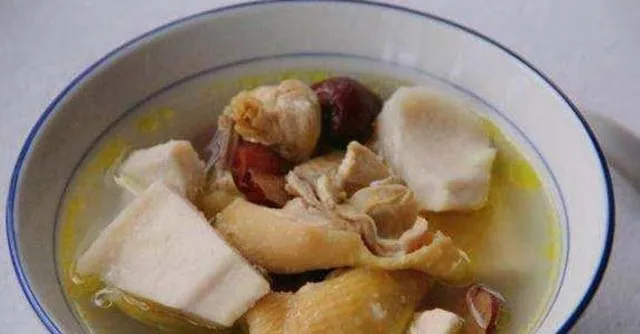 Người Thái Lan “nghiện” sầu riêng đến mức tận dụng vỏ để chế biến món ăn