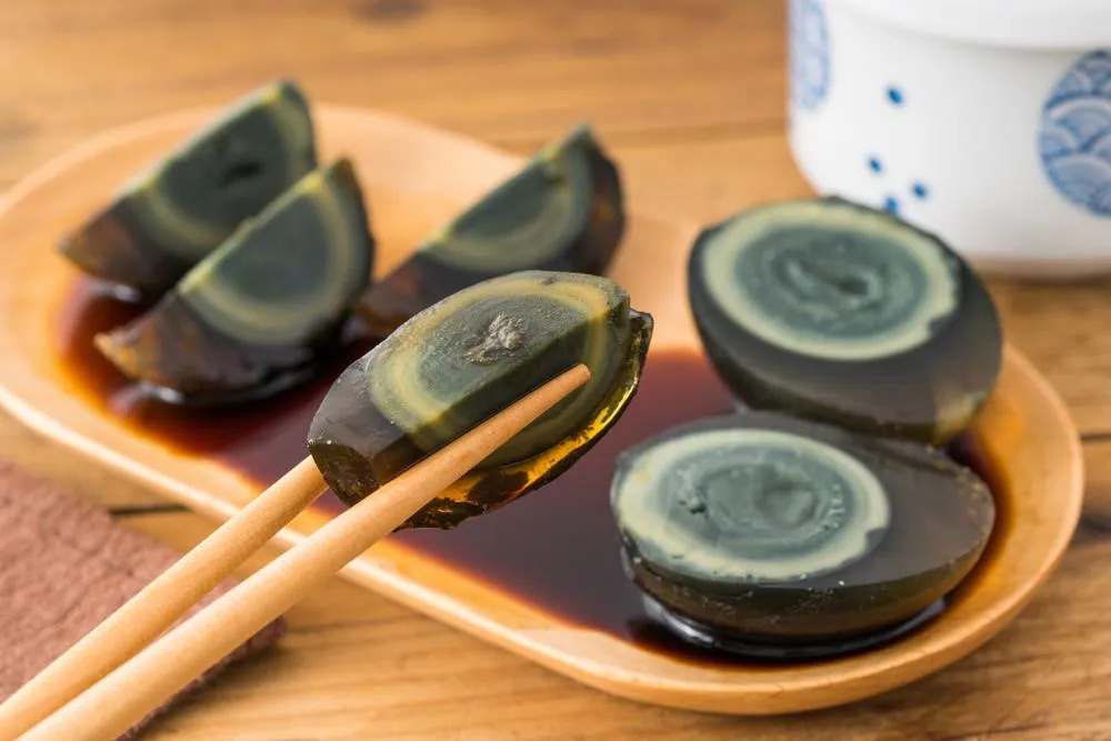 Nguồn gốc ra đời trứng bắc thảo – Đặc sản trăm năm của người Trung Quốc