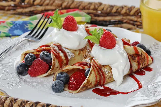 Loại bánh có thể là món mặn khai vị, cũng có thể là bánh ngọt tráng miệng