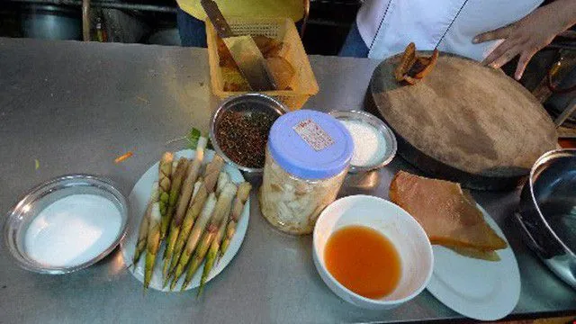 Lạ miệng món nộm da trâu siêu ngon của đồng bào dân tộc Thái