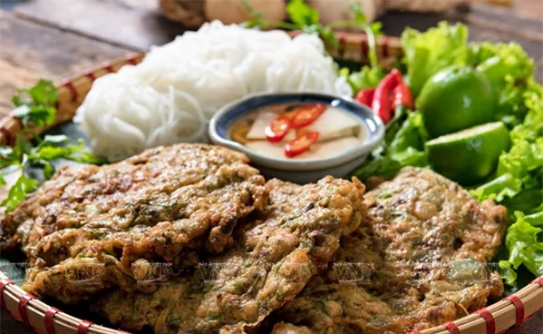 Chả rươi – món ăn không thể không thưởng thức khi đến du lịch Hà Nội
