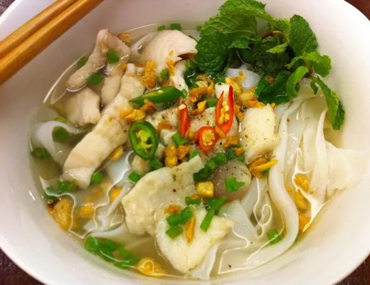 10 món ăn “kinh điển” ngon rẻ trong danh sách bữa trưa công sở ở Sài Gòn