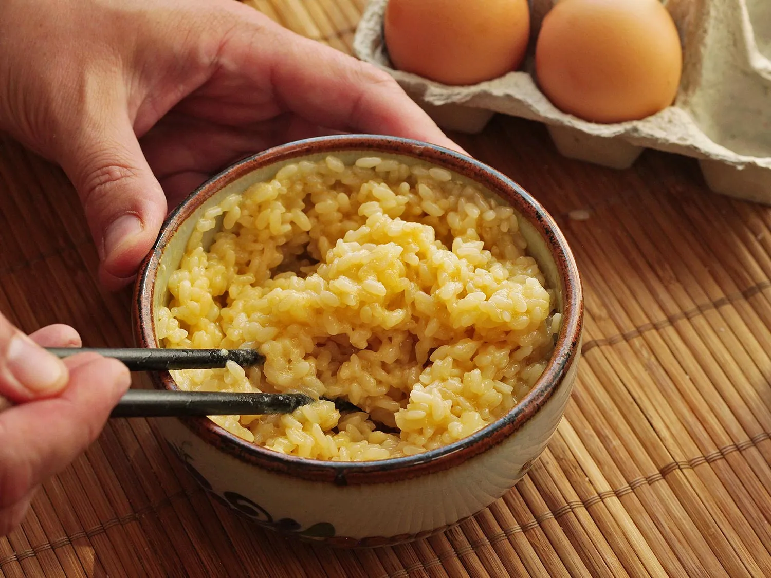 Cơm trứng sống với xì dầu, món ăn tưởng kinh khủng khiến người Nhật nghiện ăn