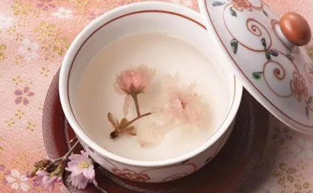 Ý nghĩa độc đáo của Hoa Anh Đào trong ẩm thực Nhật Bản
