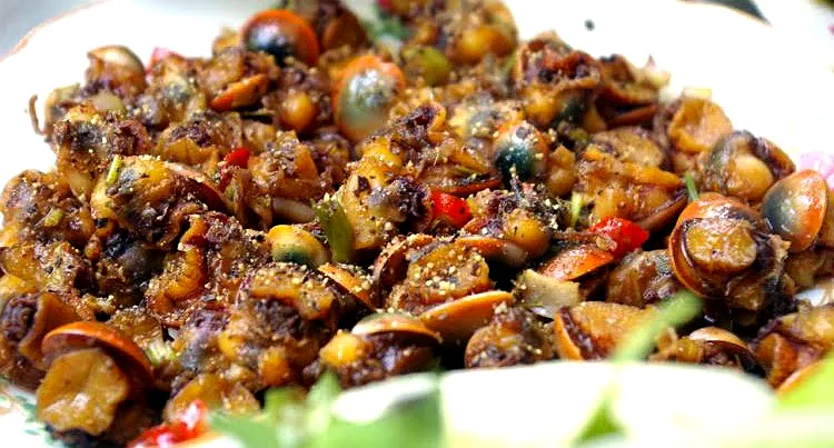 Món ngon khó quên của “vương quốc tỏi”