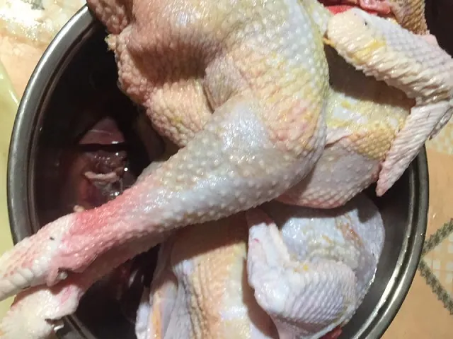 Bật mí về cách làm đặc sản “gà mọ” khiến du khách mê mẩn, khó quên