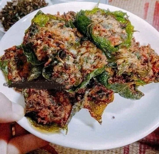 Chảy hết nước miếng với con đặc sản trắng bạch như thủy tinh