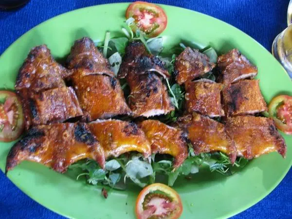 Những món “sởn gai ốc” trên mâm cỗ cưới của người Việt xưa