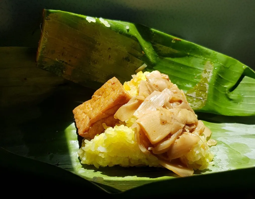 Xôi măng – món ăn lạ miệng ở vùng núi rừng Kon Tum mà ai cũng muốn thử